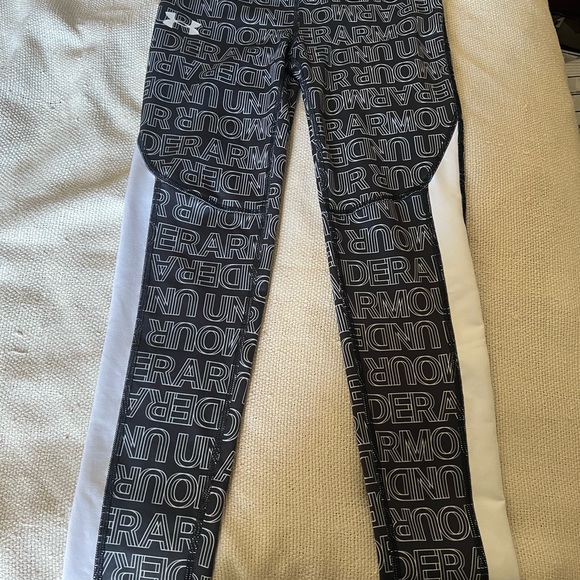 UNDER ARMOUR GIRLS LEGGINGS - Picture 4 of 5